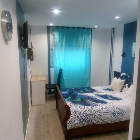 Studio 28M² Au Pied De La Defense Курбевуа Екстер'єр фото